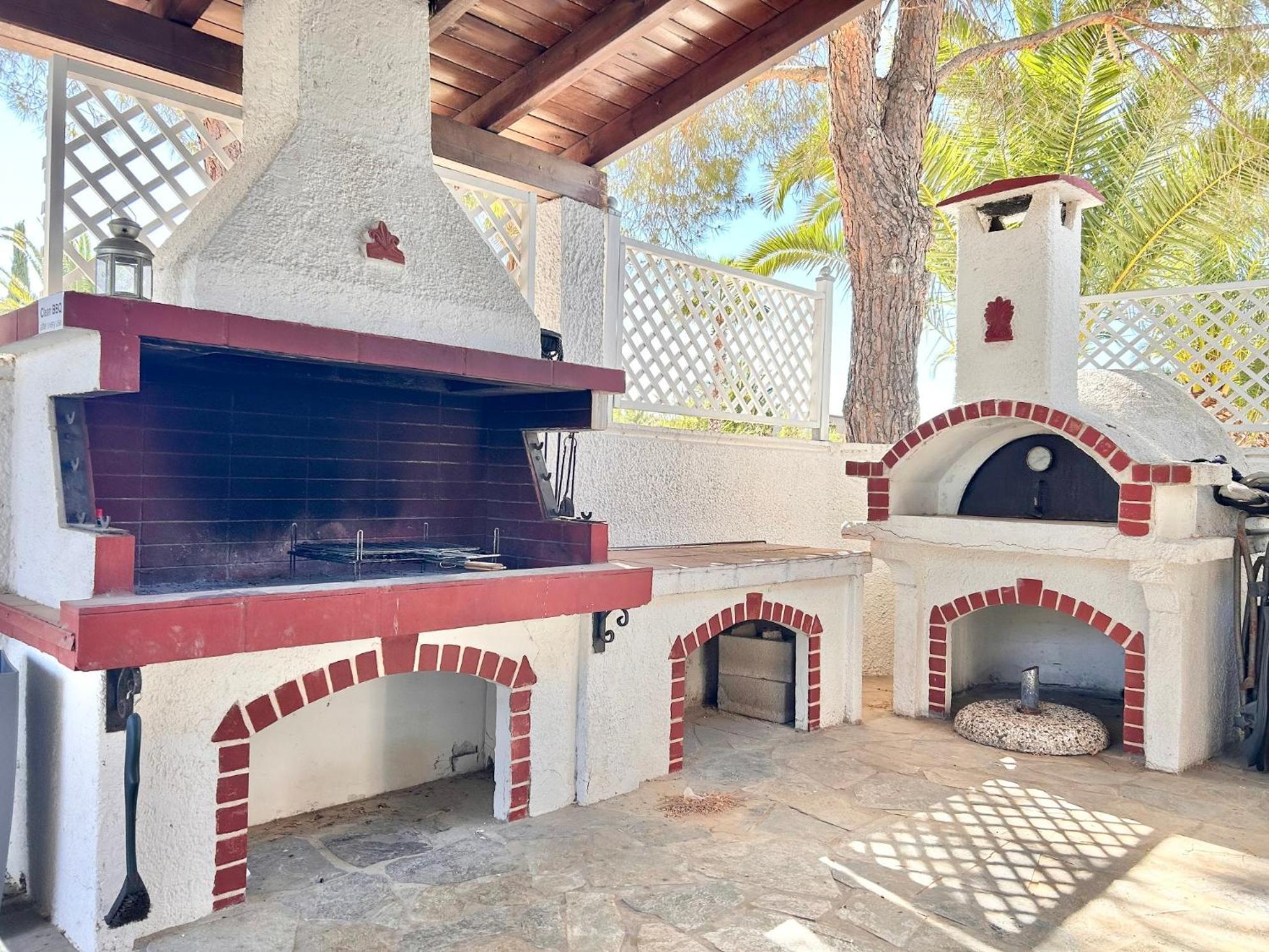 Villasonboard Dock Villa 3 Bed, 3 Bath, Canal, Greek Venice Porto Hydra Plépi Exterior foto